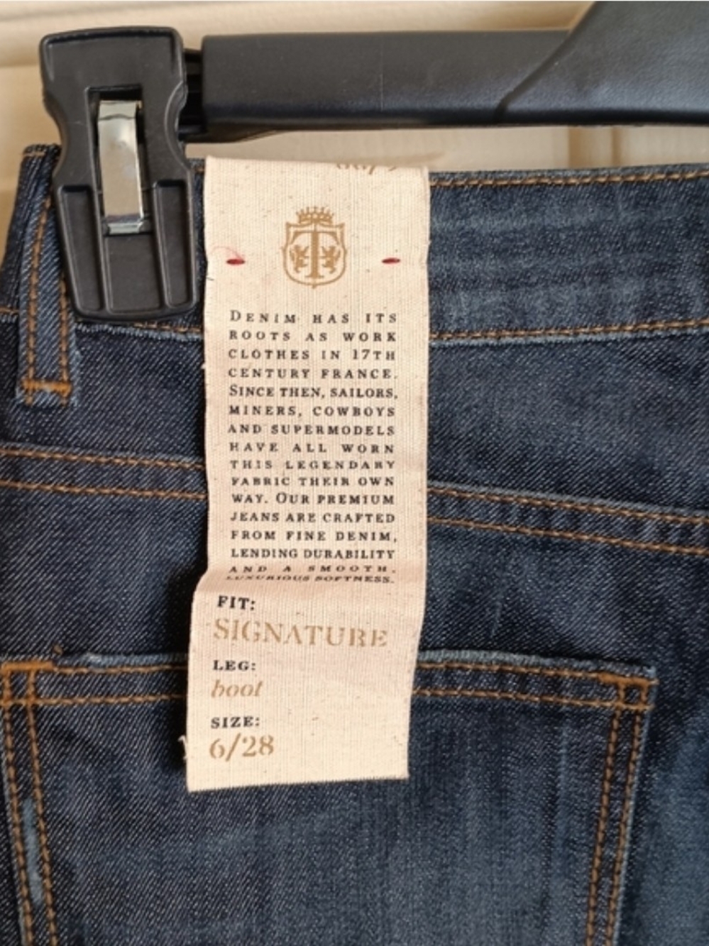 Talbots Women Signature Boot Cut Dark Blue Denim Jeans Size 6 NWT - Picture 4 of 7